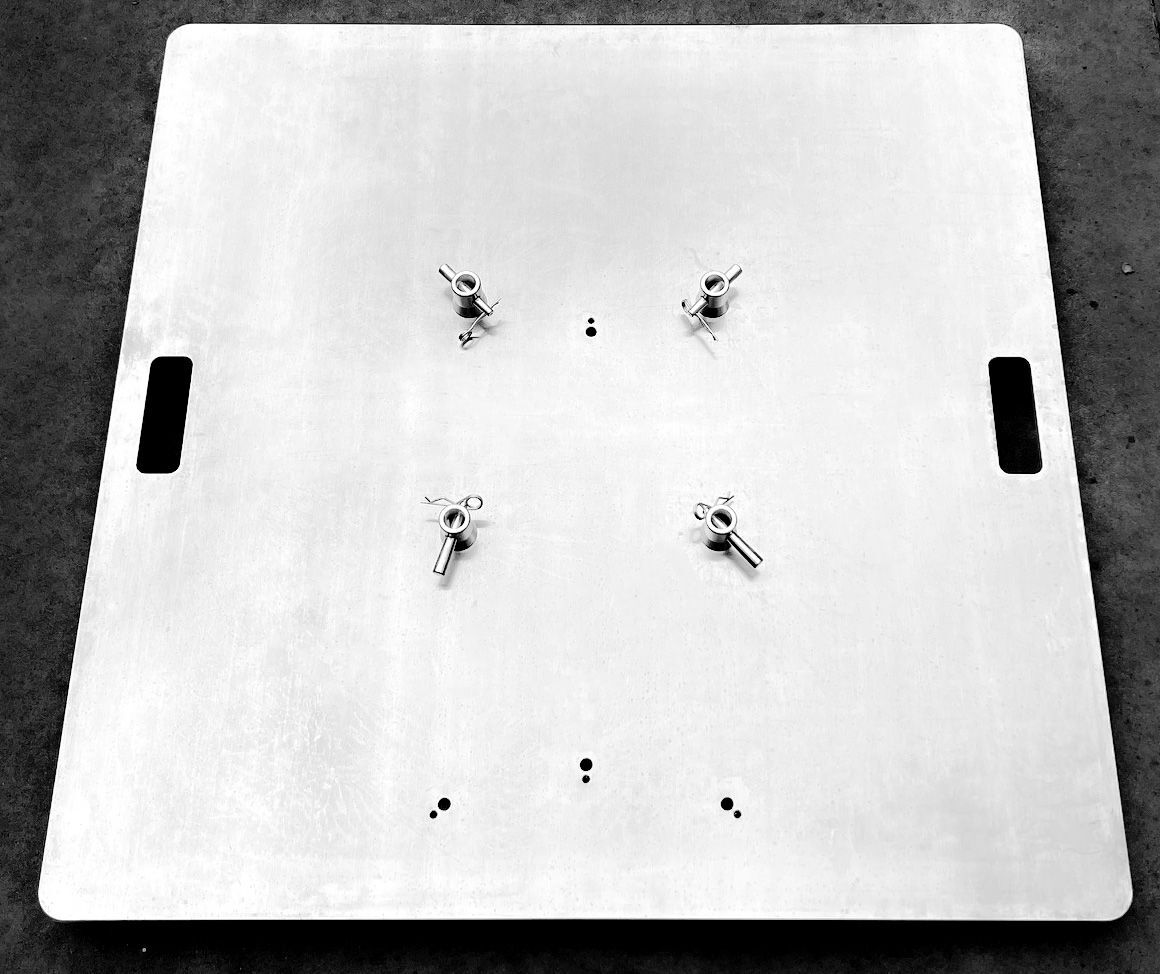 TRUSS - BASE 900 X 900 X 8MM ALUMINIUM PLATE FOR 290MM BOX/TRI TRUSS